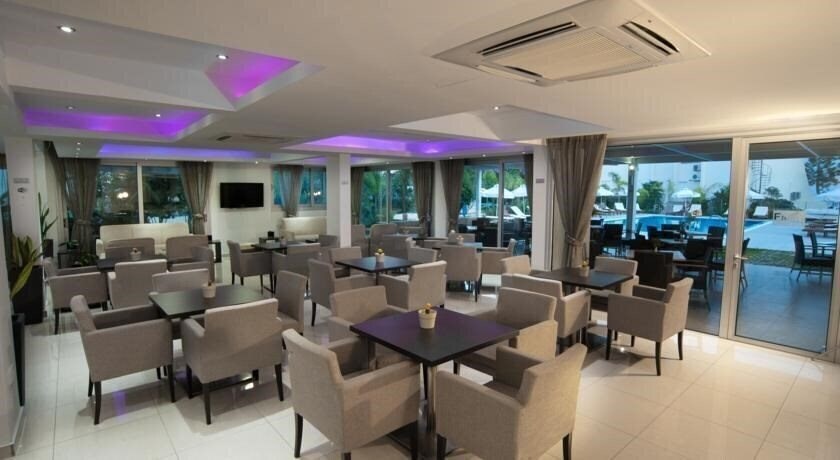 Панорама Frixos Hotel & Apts Cat 4*