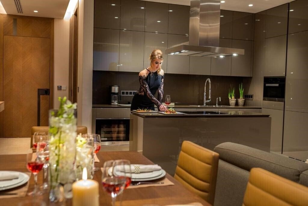 Вид Four Seasons Hotel 5*