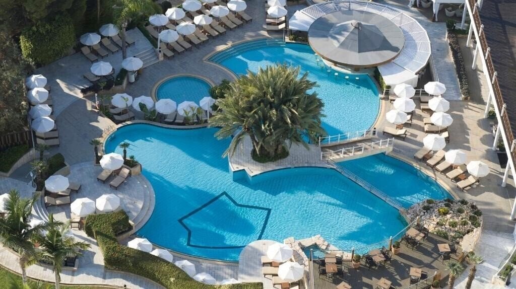 Вид Mediterranean Beach Hotel 4*