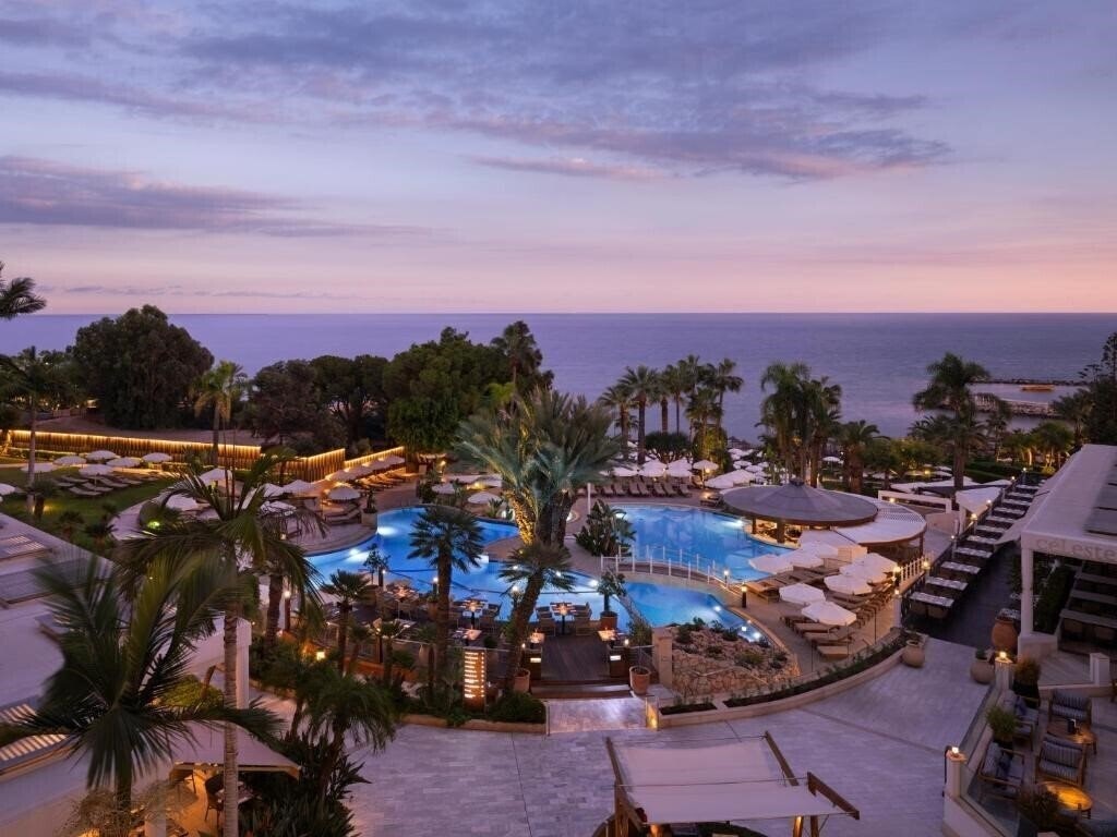 Вид Mediterranean Beach Hotel 4*