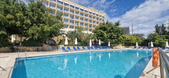 Navarria Hotel 3* Раннє бронювання Кіпру