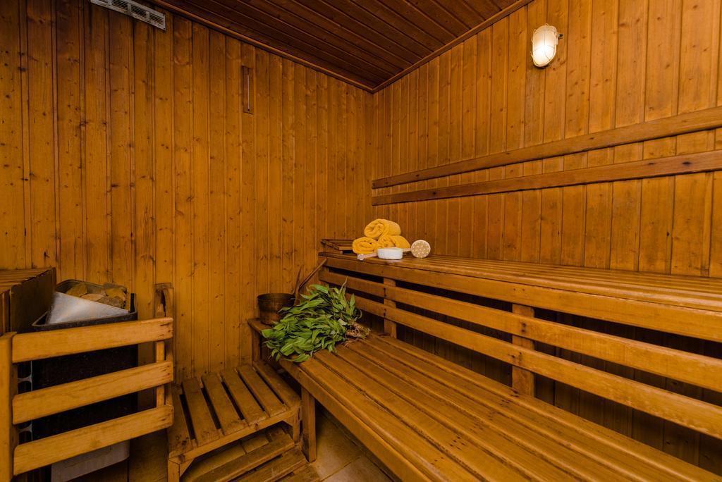 Панорама Estella Hotel Apartments 2*