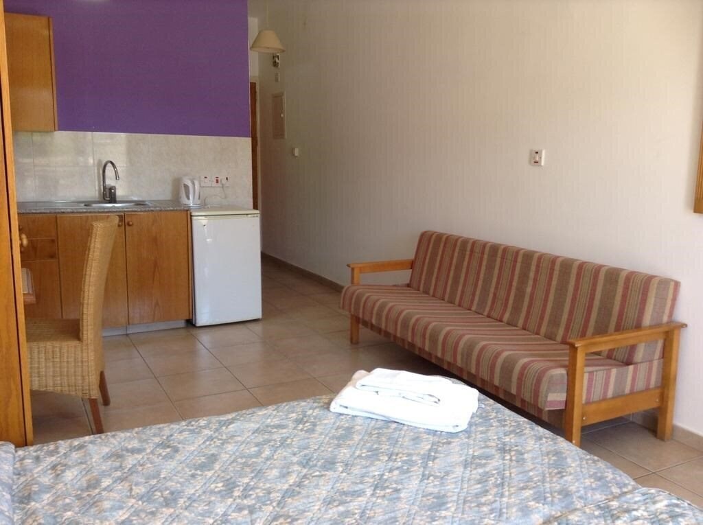 Апартаменты Valana 3*