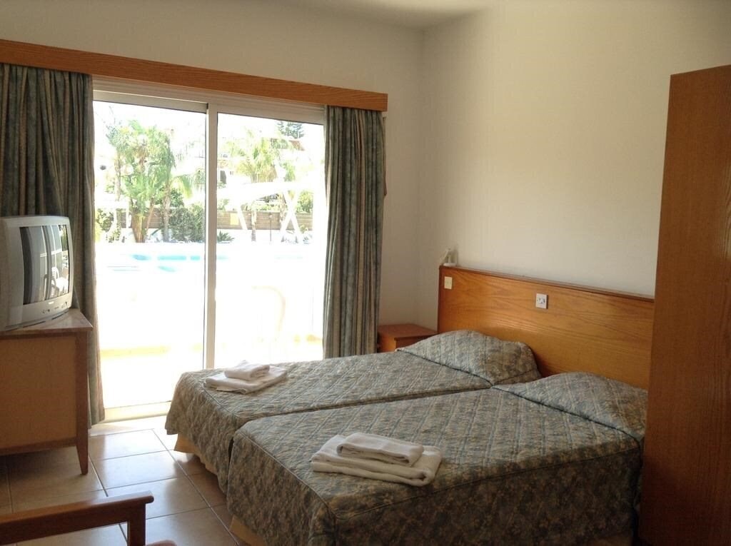 Территория Valana 3*