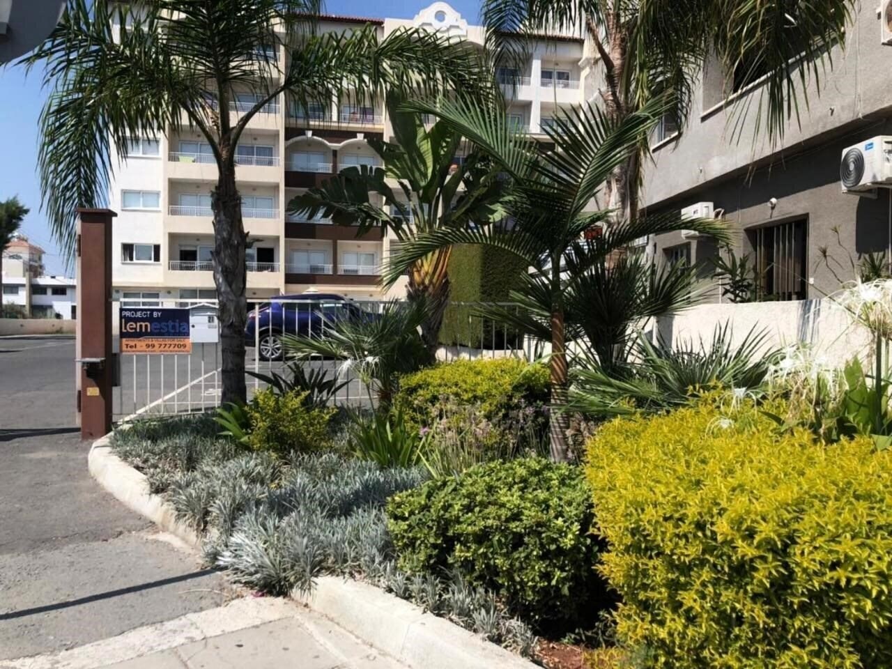 Территория Old Bridge 2*