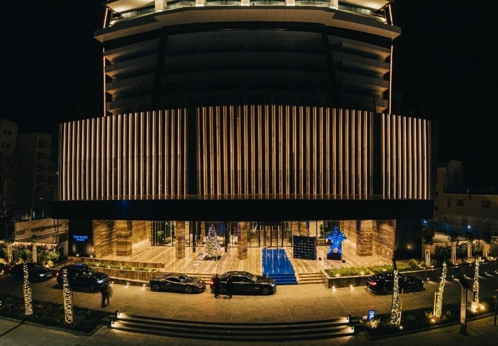 Панорама The Icon Limassol 5*