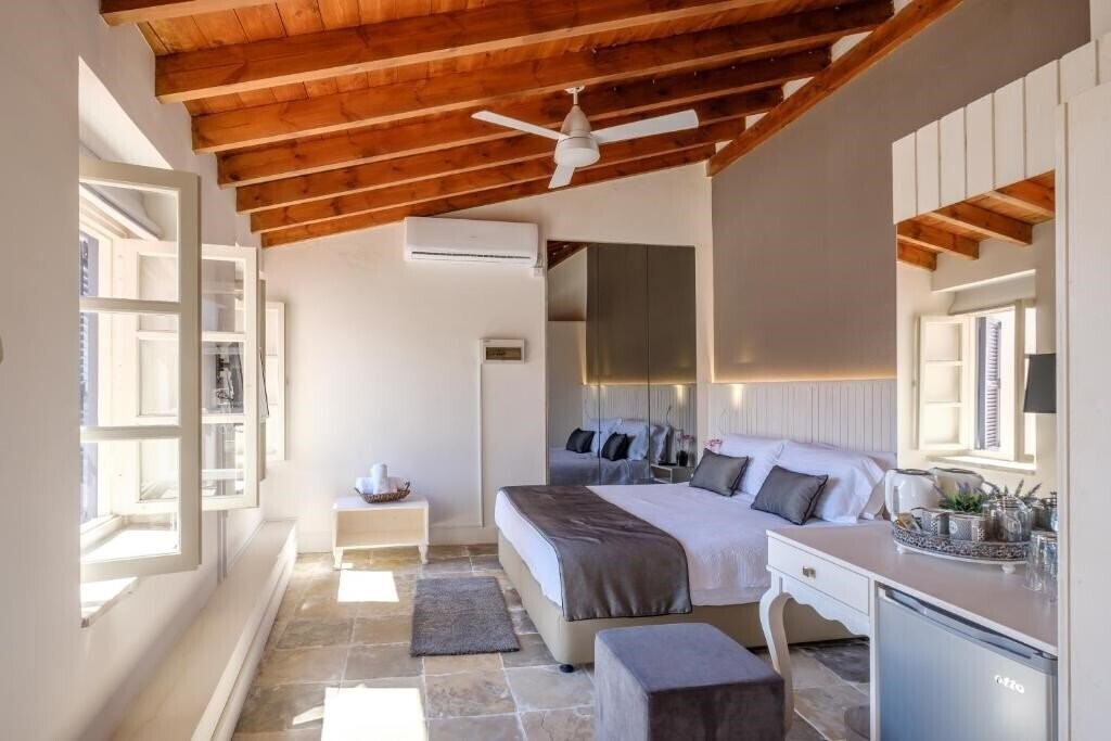 Изображение La Maltese Mansion 3*