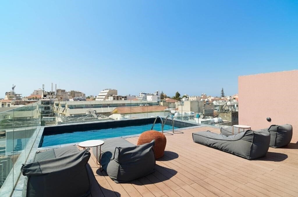 Готель Alinea Market Agora Square 5*