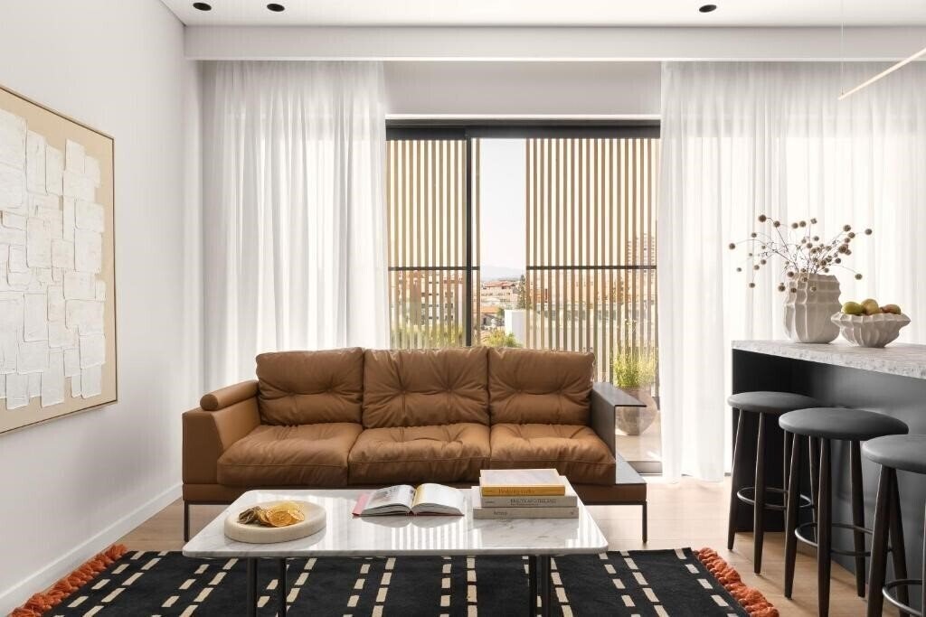 Апартаменти White City Limassol Aparthotel 4*