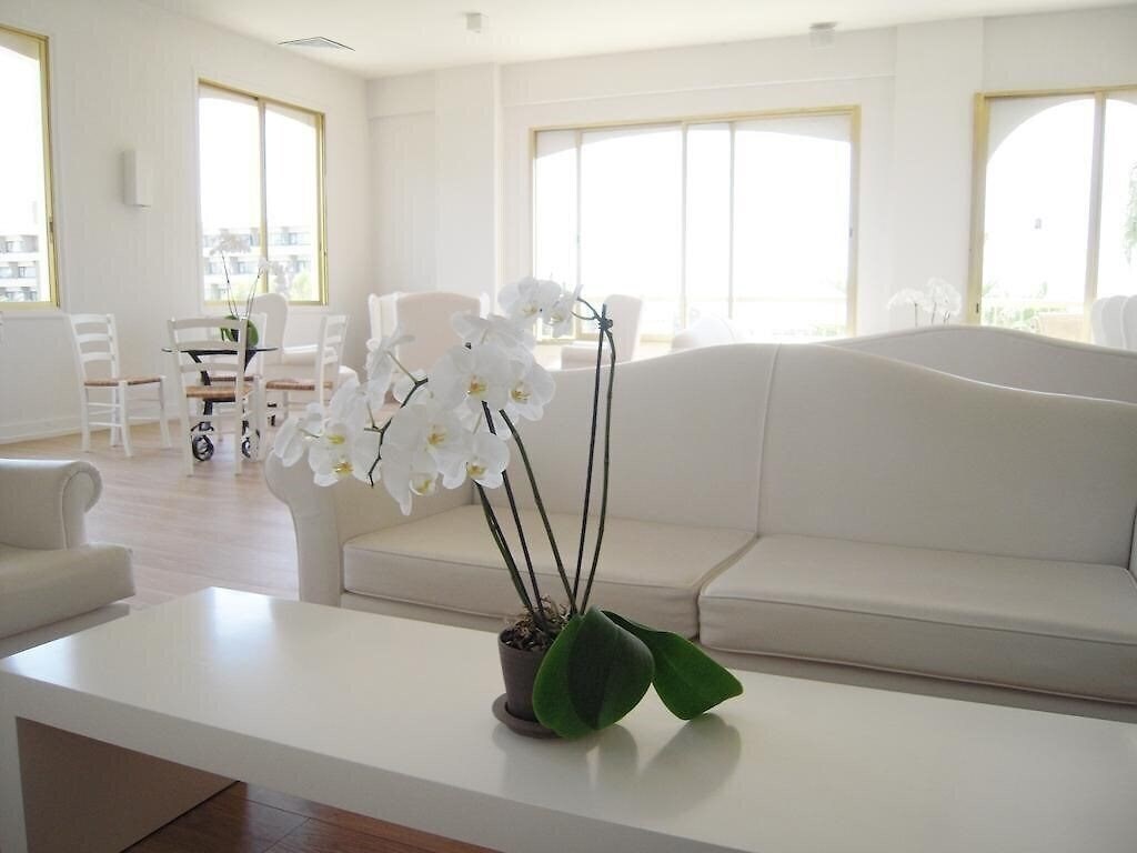 Территория Golden Arches 3*