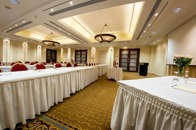 Панорама Curium Palace 4*