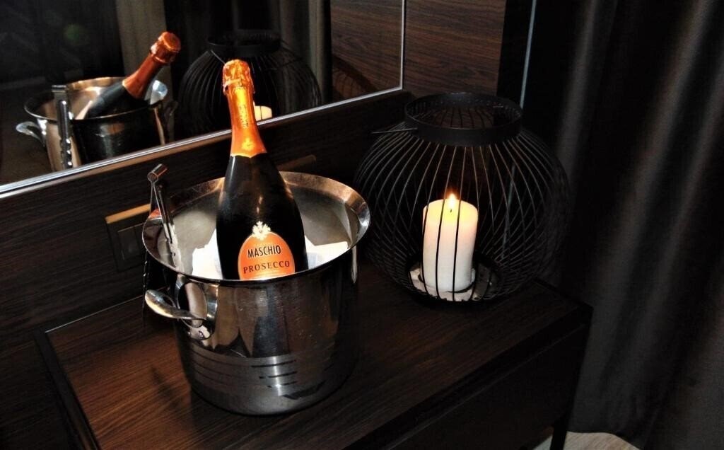 Територія Almond Business Suites Apts Apts апартаменты