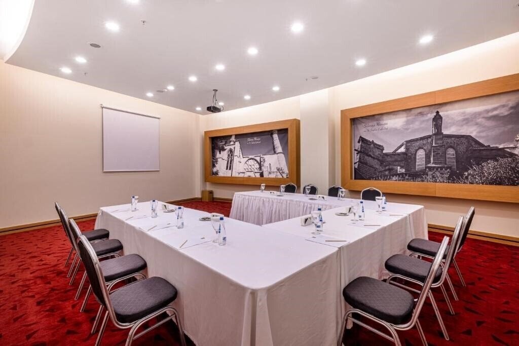 Апартаменты Grand Pasha Nicosia Hotel & Casino 5*