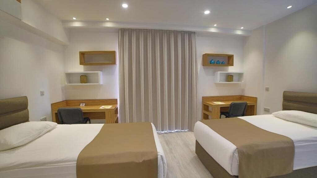 Фото Hotel Sun 3*