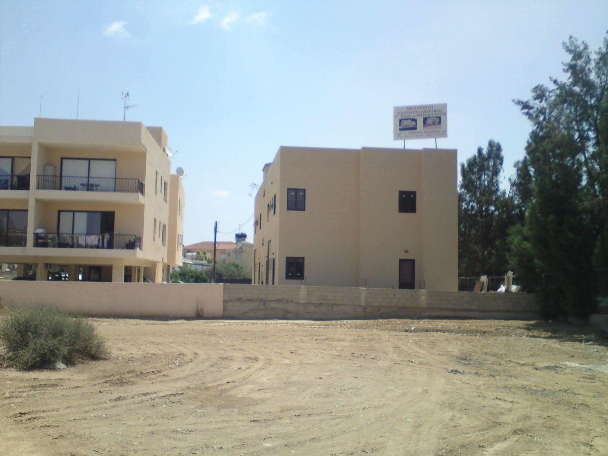 Фото Tseri Budget Residences 3*