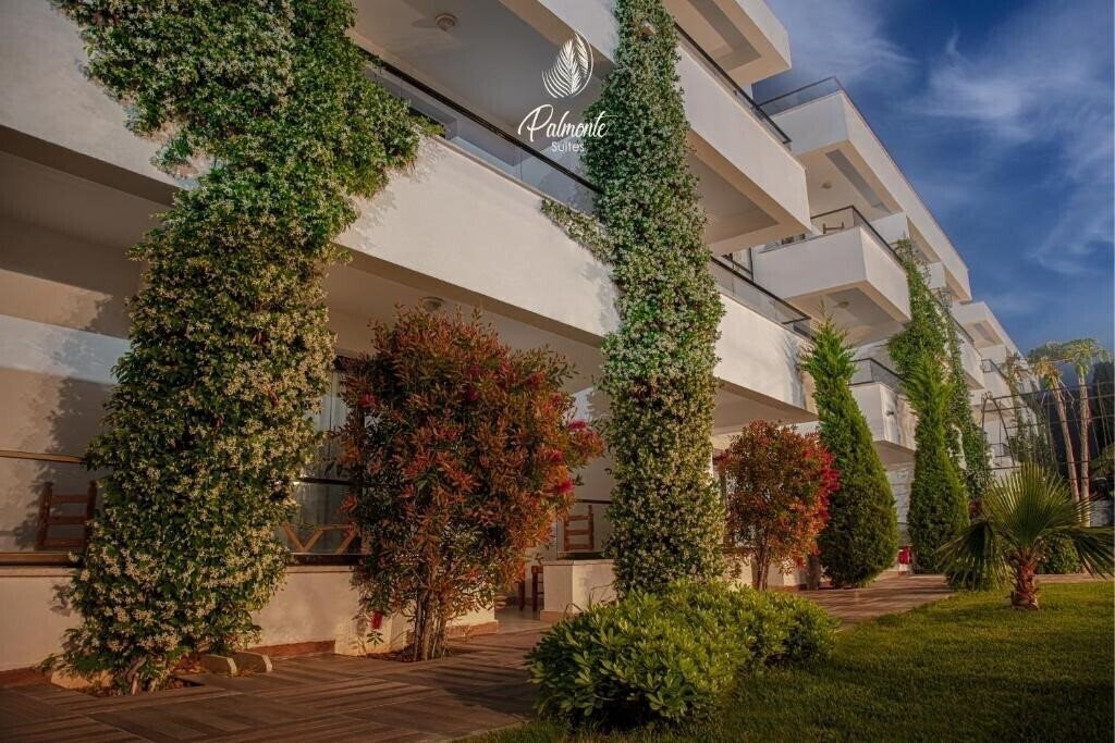 Панорама Palmonte Suites Hotel 3*