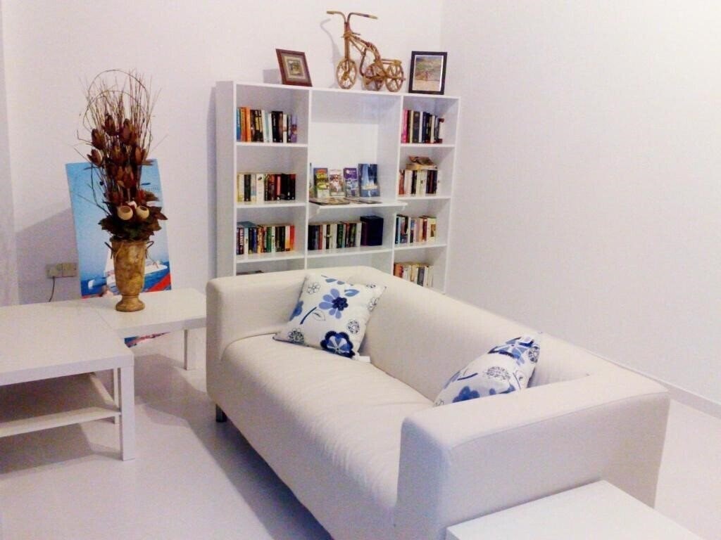 Територія Hilltop Gardens Hotel Apartment 3*