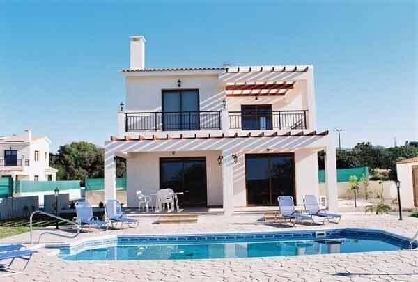 Апартаменты Z&X Holiday Villas 4*