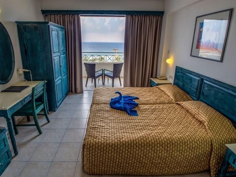 Апартаменты St George Garden & Suites Apart 4*