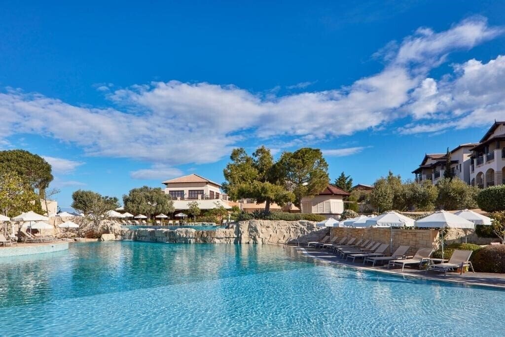 Вид Atlantica Aphrodite Hills Hotel 5*