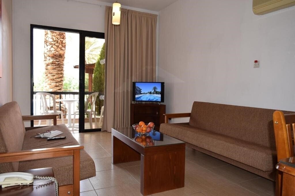 Панорама Anna Hotel Apartment 3*