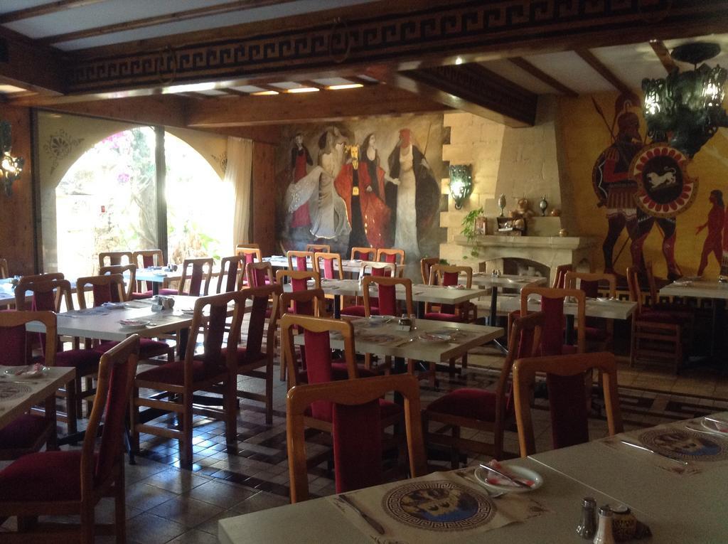 Изображение Roman 3*