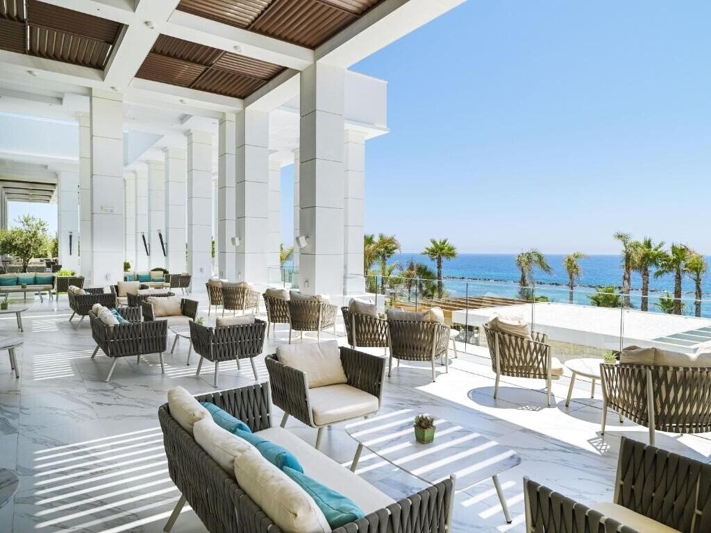 Вид Amavi Hotel Paphos 5*