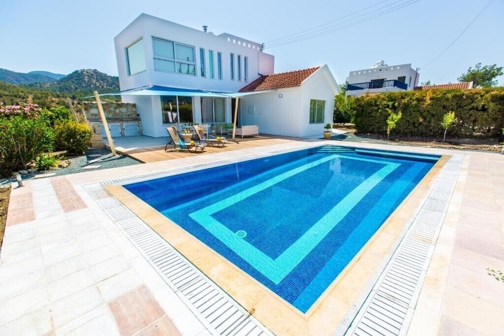 Готель Villa Mediterranean Coast Deluxe 3*