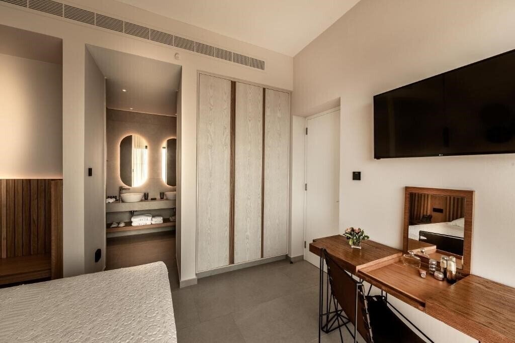 Панорама Anemi Hotel & Suites 4*