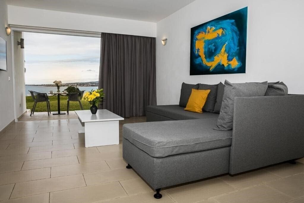 Панорама Theo Sunset Holiday Village Apts 2*