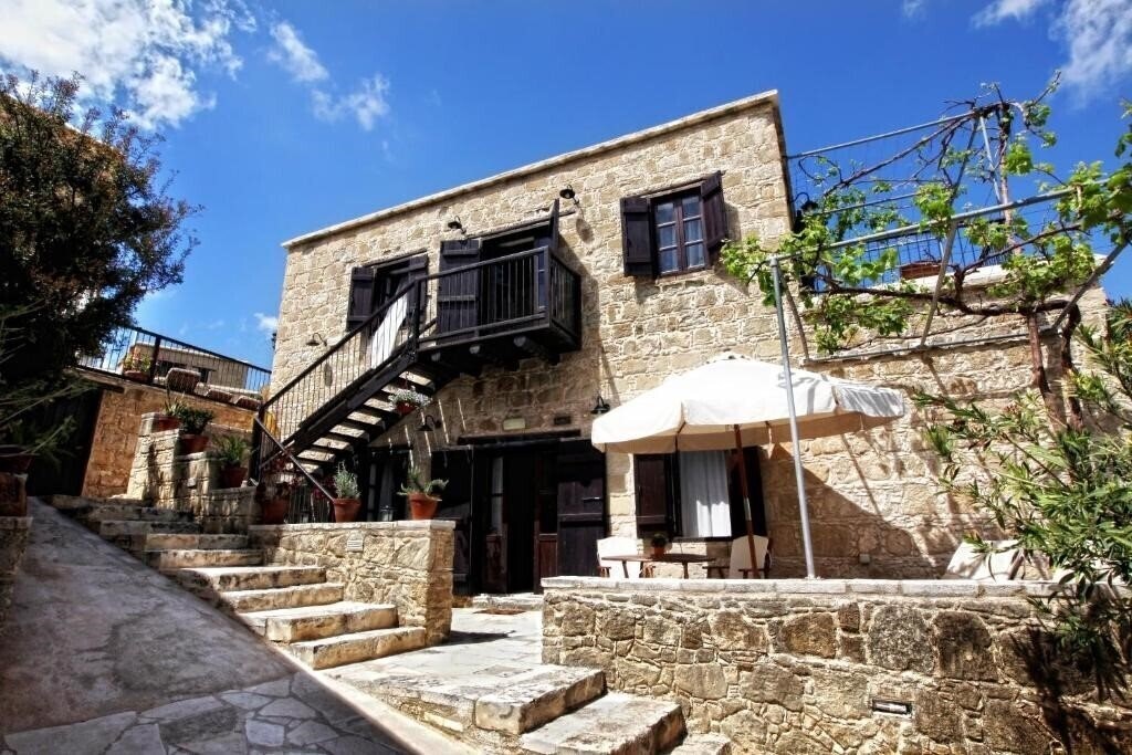 Территория Leonidas Village Houses 3*