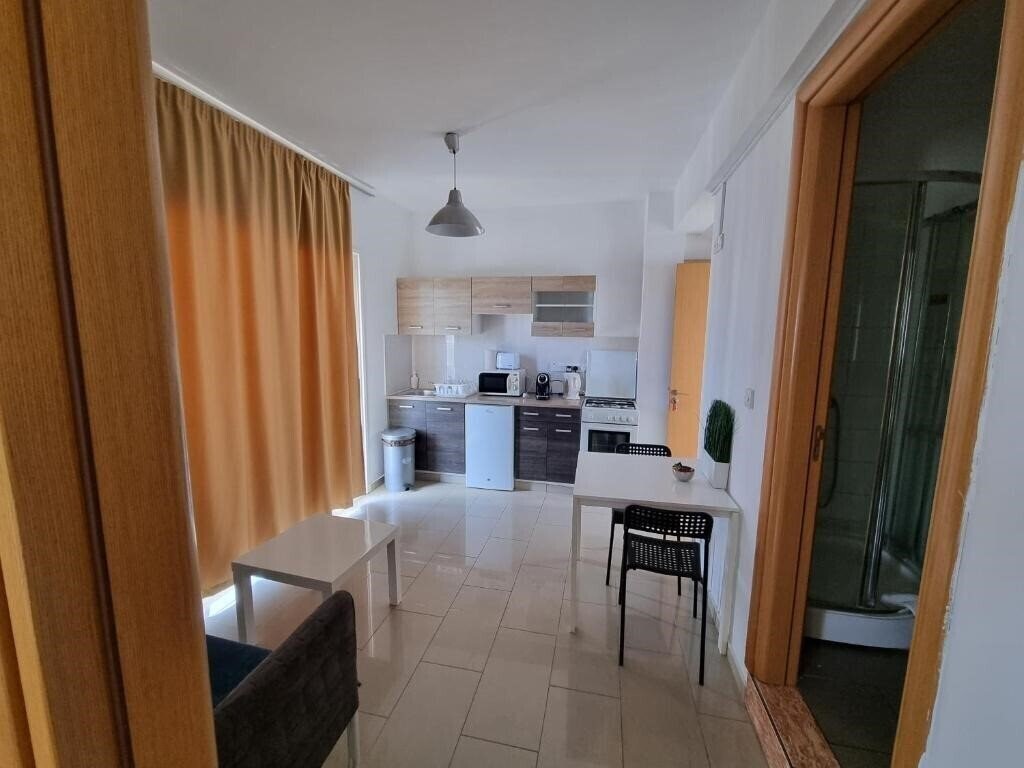 Апартаменты Valentinos Apartments 3*