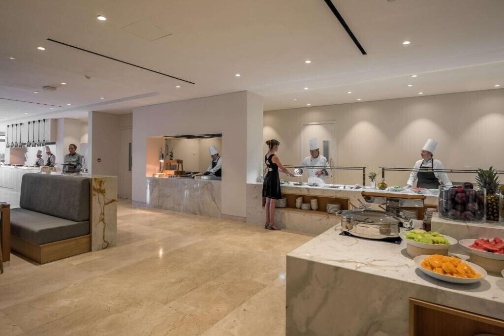 Панорама Cap St. Georges Hotel & Resort 5*