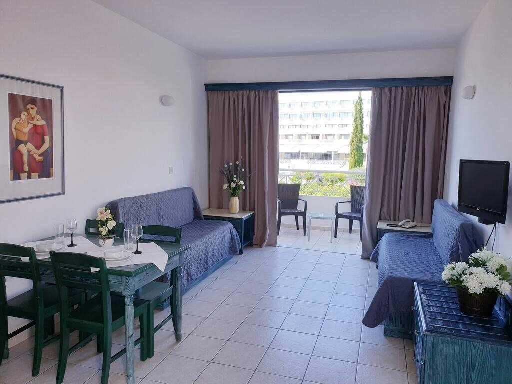 Вид St.george Gardens Suites 4*