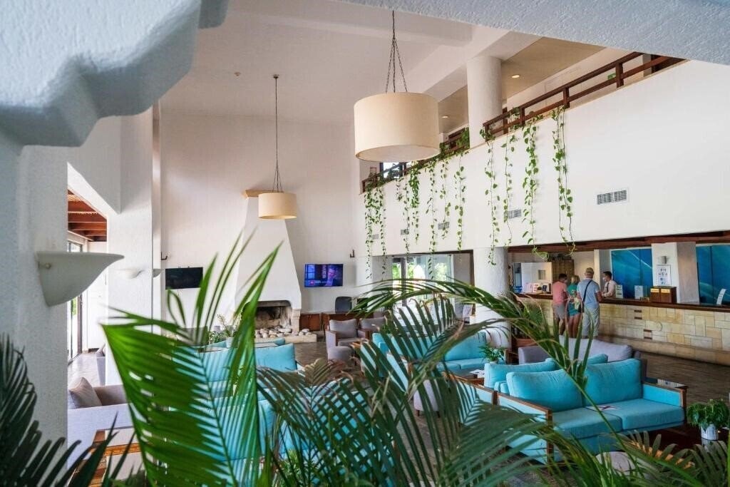 Картинка Paphos Gardens Holiday Resort 3*