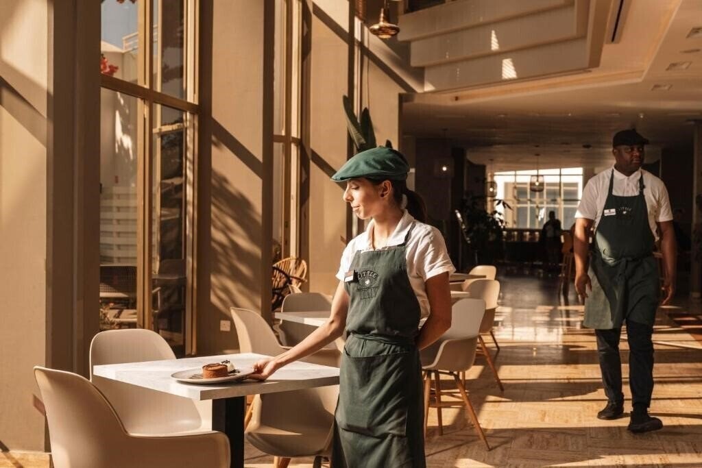 Вид Cyprotel Laura Beach Hotel 4*