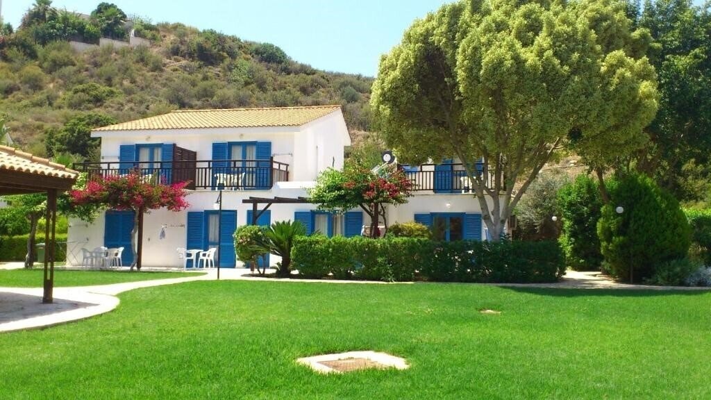 Панорама Hylatio Tourist Village Apts B 3*