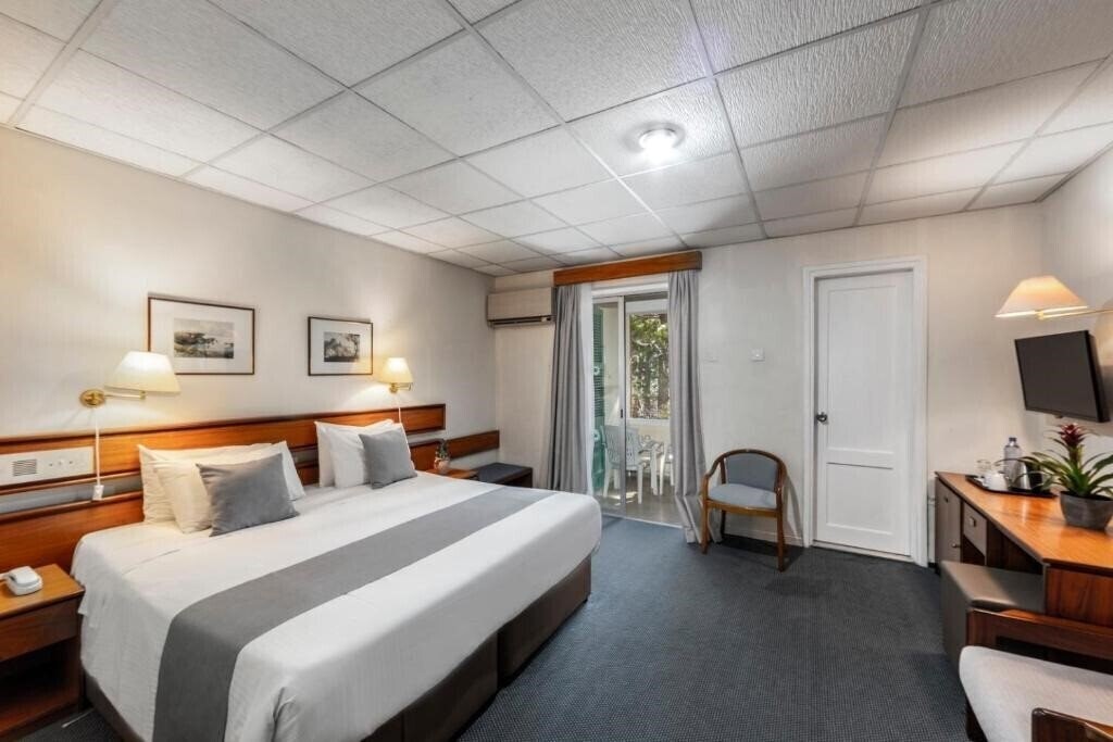 Апартаменти Forest Park 4*