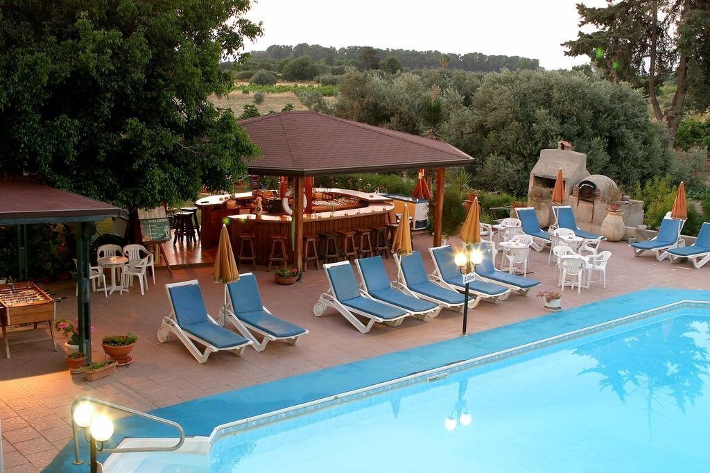 Картинка Alkionest Hotel Apts апартаменты