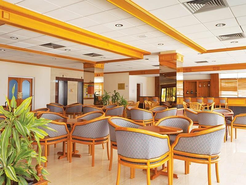 Территория Polycarpia Hotel 4*