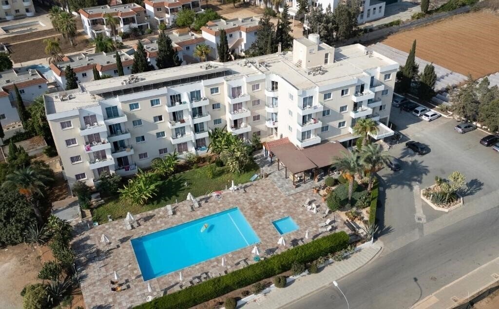 Панорама Debbiexenia Hotel 3*