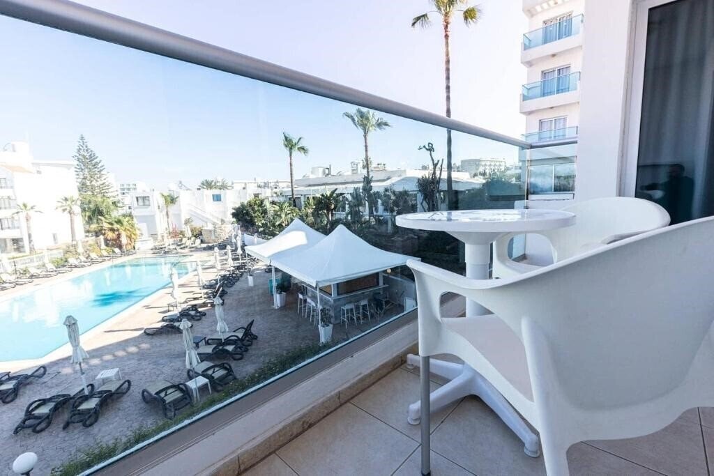 Зображення Trizas Hotel Aparts 3*