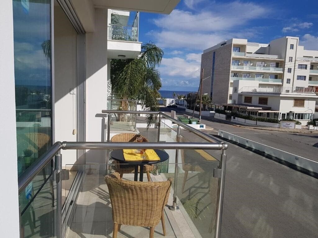 Панорама Coralli Spa Apart 4*