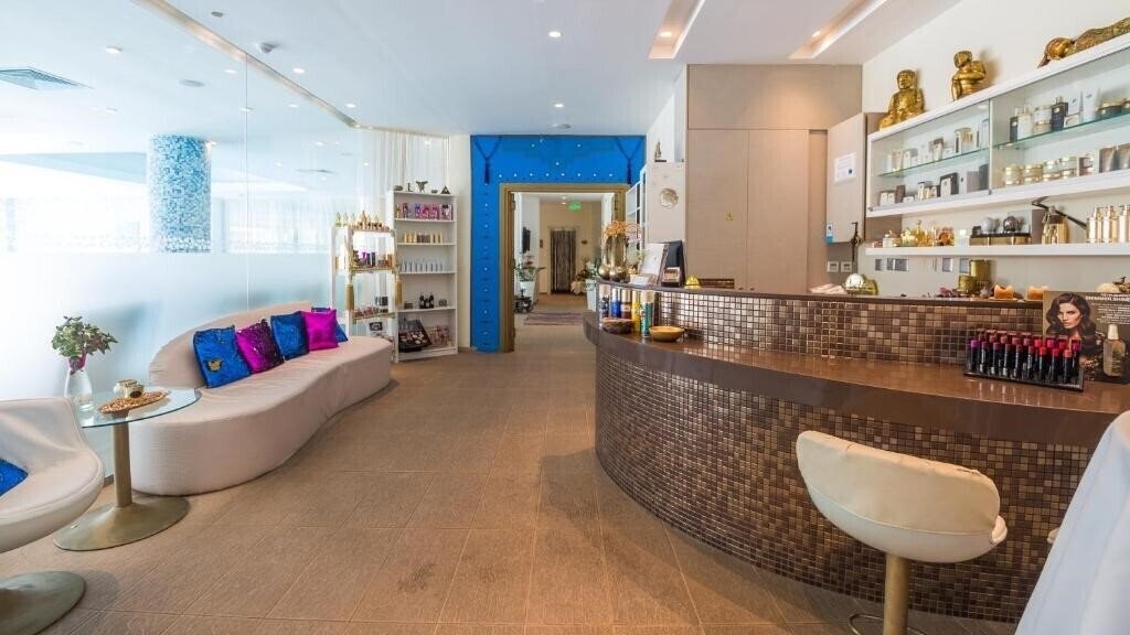 Территория Vrissaki Beach Hotel 3*