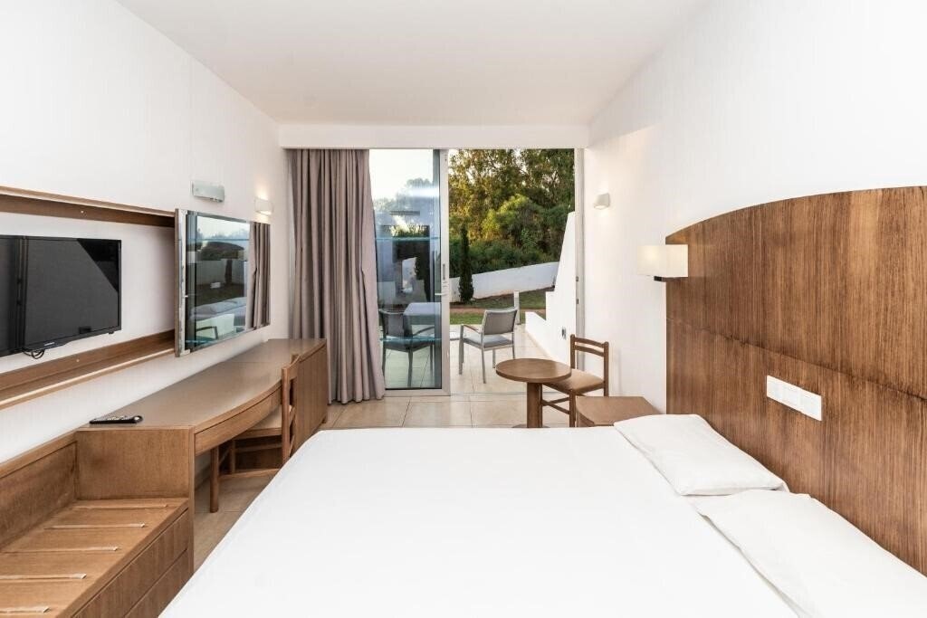 Фотография Adelais 3*