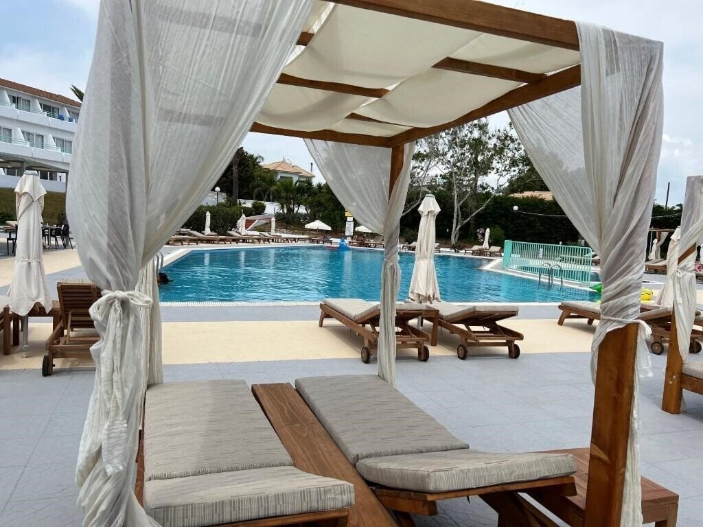 Апартаменты Adelais 3*