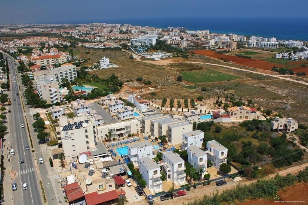 Панорама Sweet Memories Hotel Apts 3*