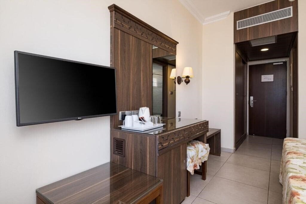 Апартаменти Anais Bay 3*