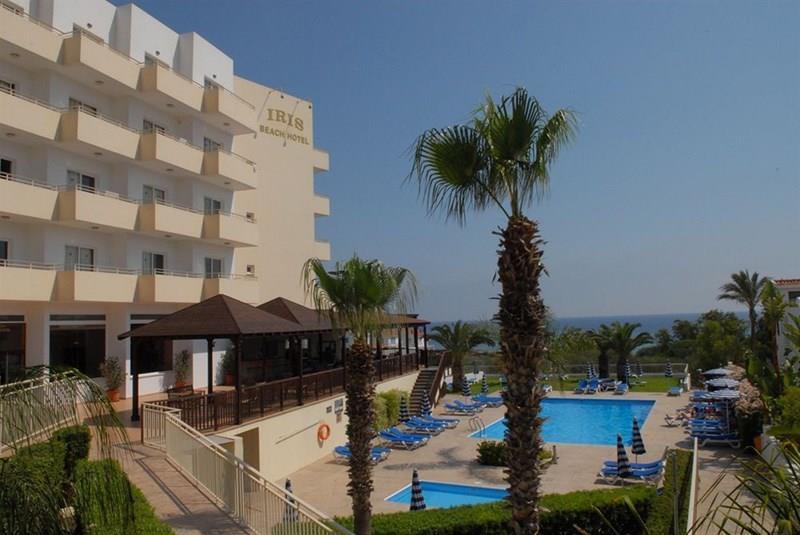 Отель Iris Beach 3*