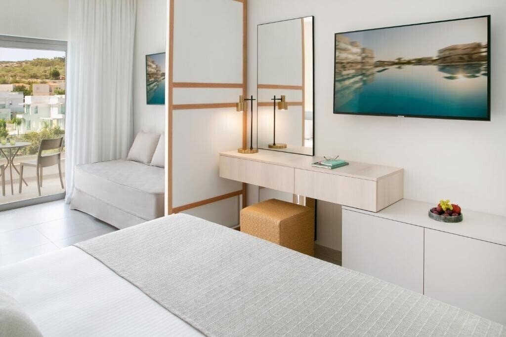 Апартаменты Atlantica Aqua Blue Hotel 4*